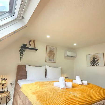 Design-apartments I Europapark I Klimaanlage I Boxspring * Lahr (Baden-Wurttemberg)